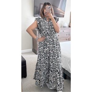 Outerknown Canyon Dress In Pitch Black Wild Daisy